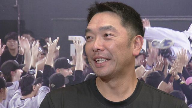 就任1年目で4年ぶり39回目のリーグ優勝を達成した巨人・阿部慎之助監督