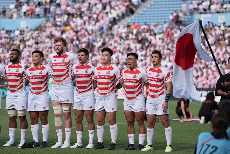 9月15日のPNC準決勝サモア戦に臨む日本代表の選手たち(撮影：イワモトアキト)