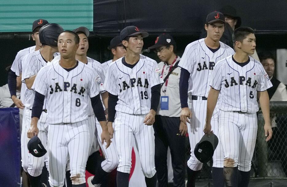 決勝で台湾に敗れた高校日本代表＝台北（共同）