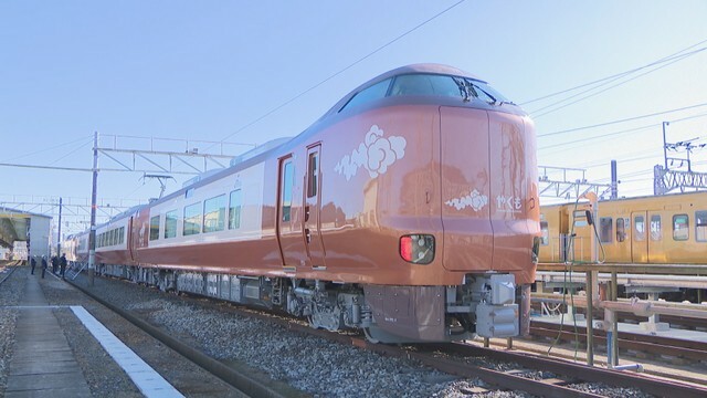 特急「やくも」の新型車両273系