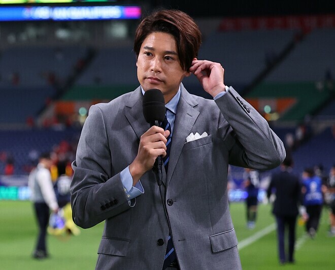 日本代表の３バックについて言及した内田氏。写真：金子拓弥（サッカーダイジェスト写真部）