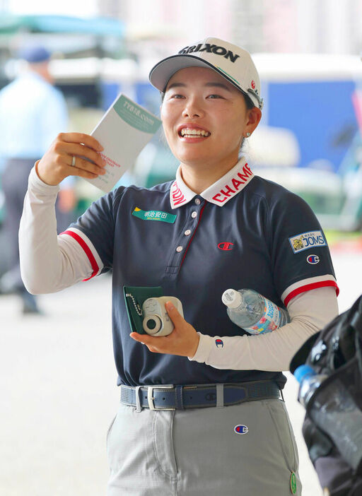 プロアマ大会に参加した勝みなみ　（カメラ・豊田　秀一）