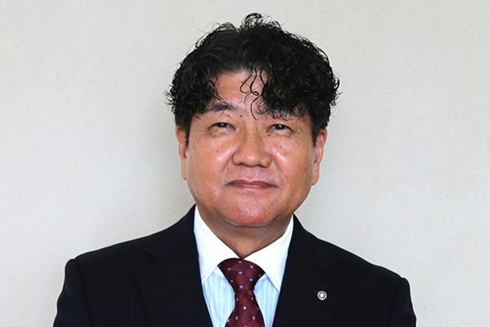 崎原盛秀氏