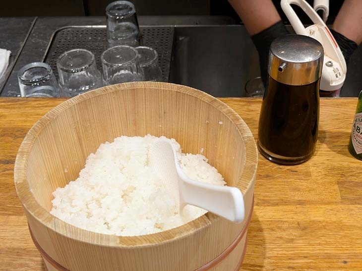 食べ放題のおひつご飯