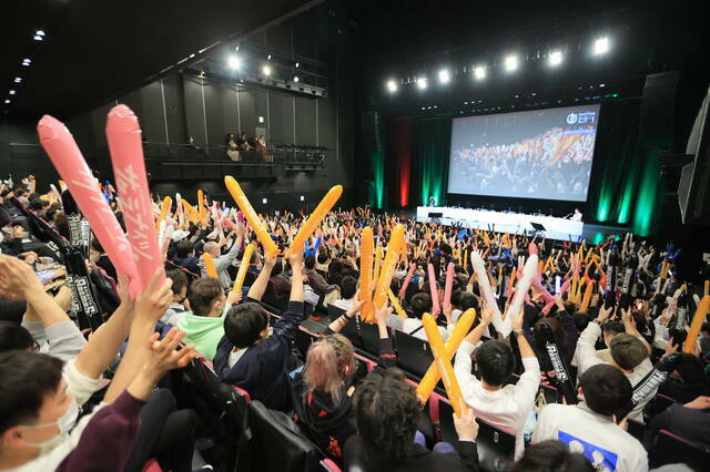 複合型映画館「ユナイテッド・シネマ」を中心に西日本のカラオケチェーン「ジャンカラ」など、全国各地でパブリックビューイングも開催される　©︎Mリーグ