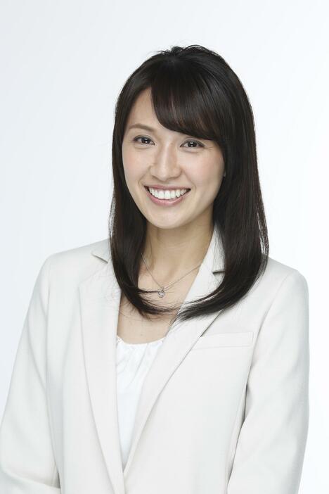 テレビ朝日の日曜夜の新番組「有働タイムズ」のスポーツコーナーを担当する浅尾美和さん＝テレビ朝日提供