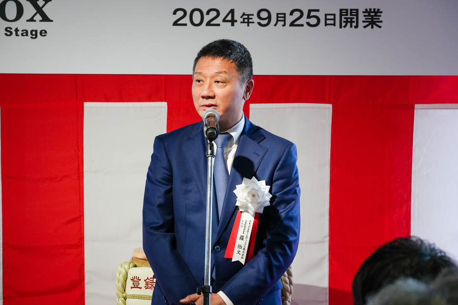 ラオックスホールディングスの羅怡文会長