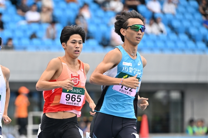 24年日本インカレ男子800mを制した東秀太（左）と2位の寺西満輝