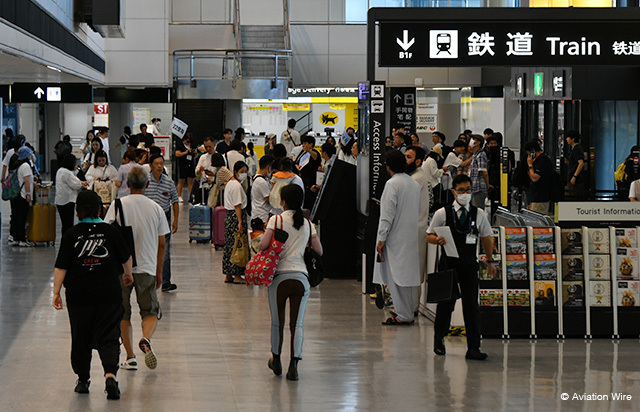 6カ月ぶりに300万人を下回ったものの好調に推移した8月の訪日客（資料写真）＝PHOTO: Yusuke KOHASE/Aviation Wire