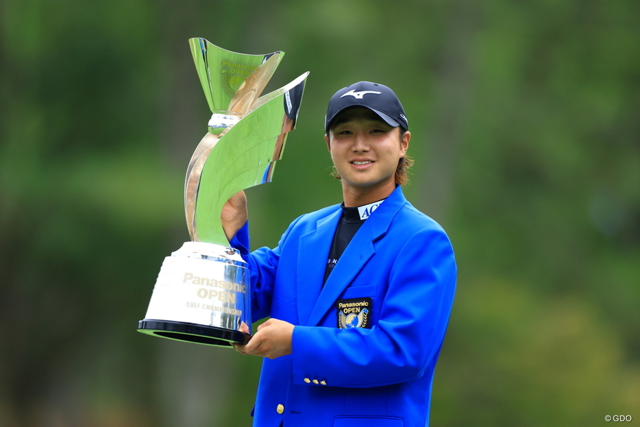 平田憲聖が2打差を逆転し、今季4勝目をあげた