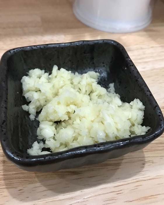 味変に入れると美味しい生ニンニク