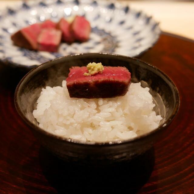 炊きたての土鍋ご飯のおいしさにも定評がある