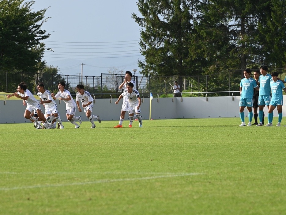 新潟医療福祉大はPK戦を制した(Koyo KODAMA/GEKISAKA)