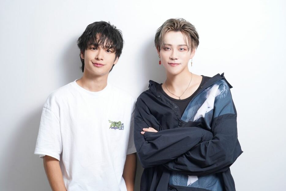 左から）松岡拳紀介、YUKI （撮影：源賀津己）