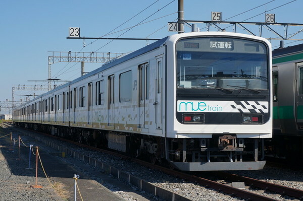 試験車両「MUE-Train （ミュートレイン）」のベースとなった209系電車（画像：写真AC）。