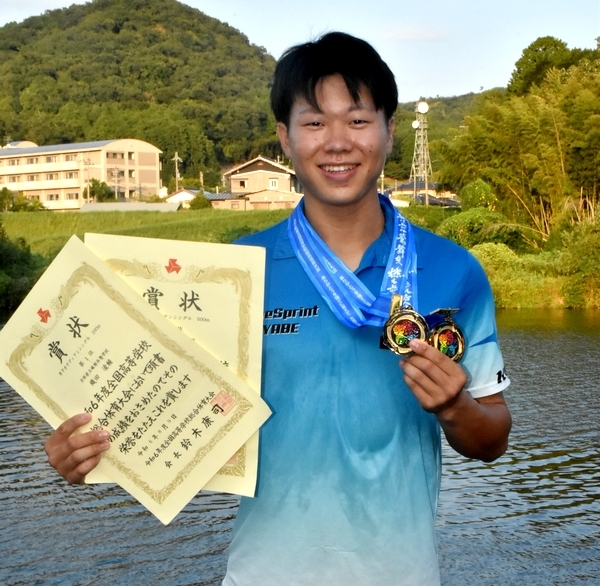 2冠達成を喜ぶ織田選手