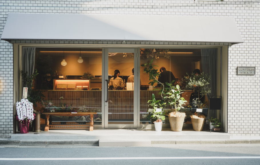 「nel CRAFT CHOCOLATE TOKYO」から徒歩5分。関係性を活かしたこの街ならではの焼き菓子店