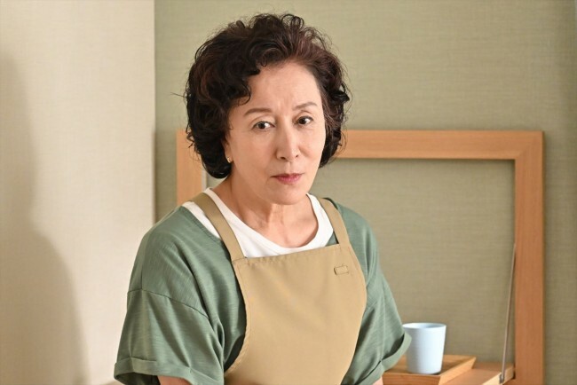 ドラマ『西園寺さんは家事をしない』に出演する高畑淳子