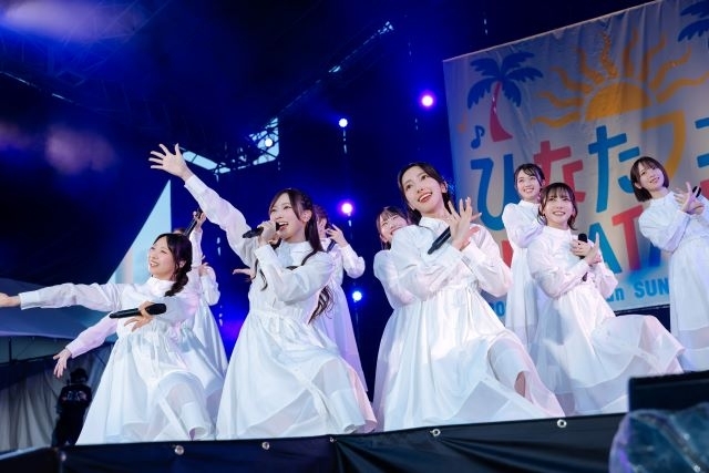 日向坂46、宮崎県で〈ひなたフェス2024〉を開催　画期的なイベントで東京ドーム公演もサプライズ発表