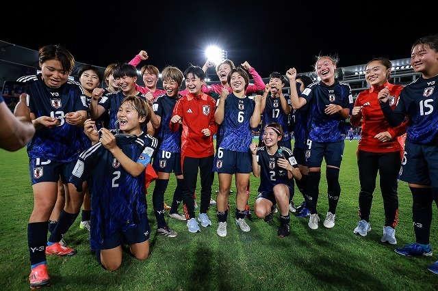 準決勝でオランダを２－０でくだした日本。決勝は北朝鮮と相まみえる。（C）Getty Images