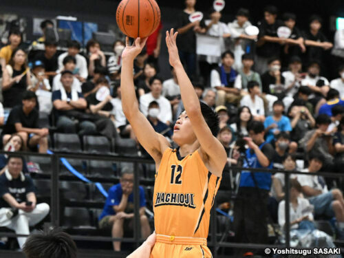 八王子学園八王子の十返翔里［写真］＝佐々木啓次