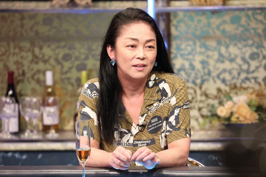 トークバラエティー番組「酒のツマミになる話」に出演する中島知子さん（C）フジテレビ