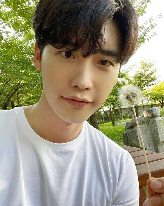 Courtesy of Instagram @jongsuk0206