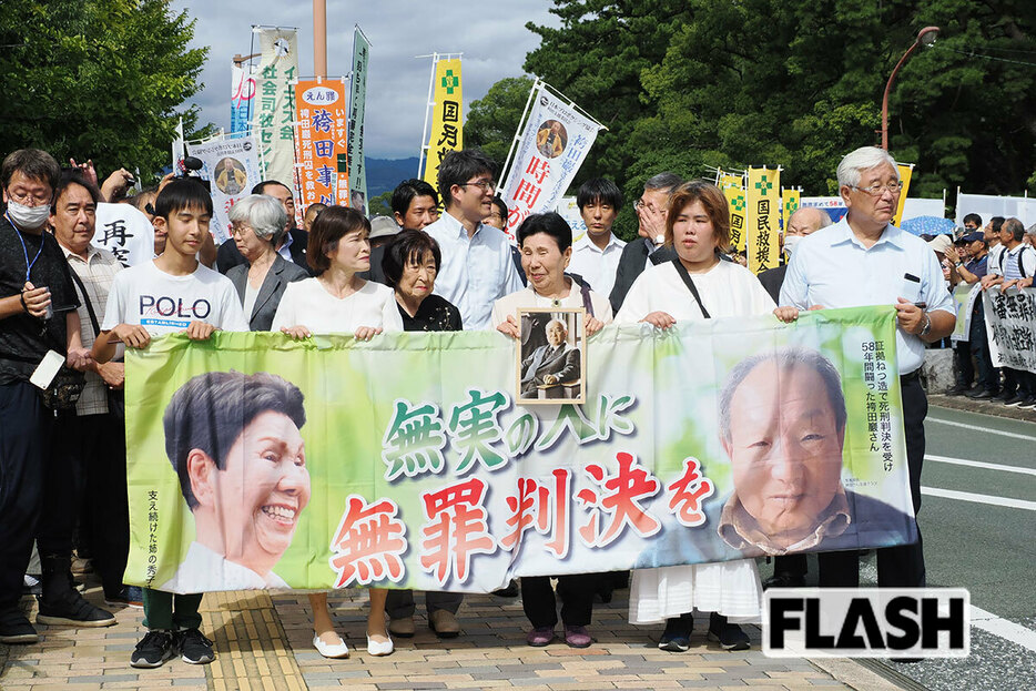 判決言い渡し前の静岡地裁の様子。この後、無罪判決が言い渡された（写真・梅基展央）