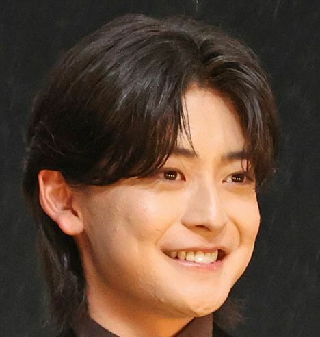 俳優の高橋文哉