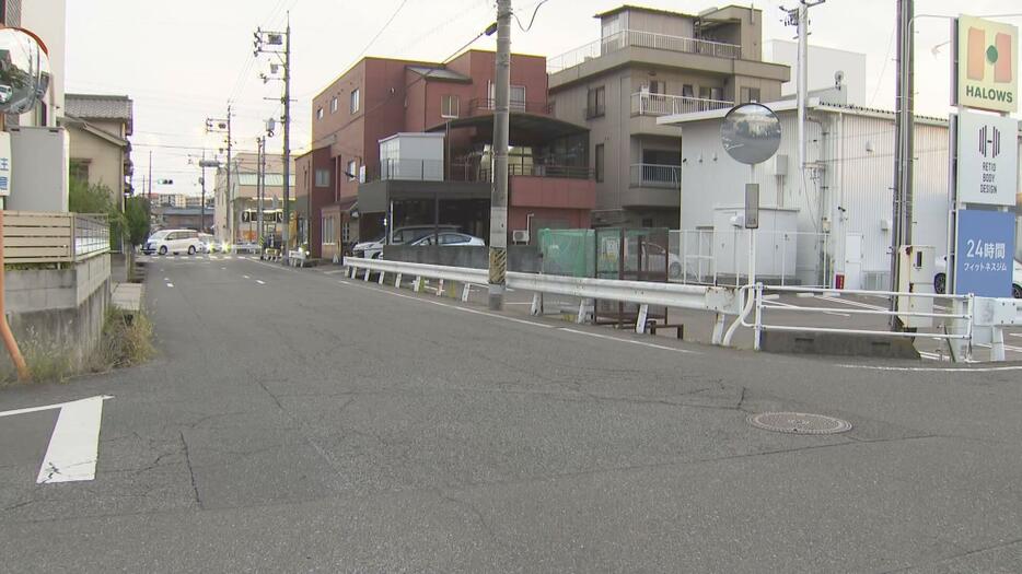 無職の女（３２）ひき逃げのなど疑いで逮捕　女性が骨折の重傷　広島・福山市