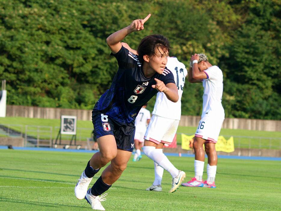 U-17日本代表MF田中希和(FC東京U-18)は初先発で2得点の大活躍(Akihiko KAWABATA)