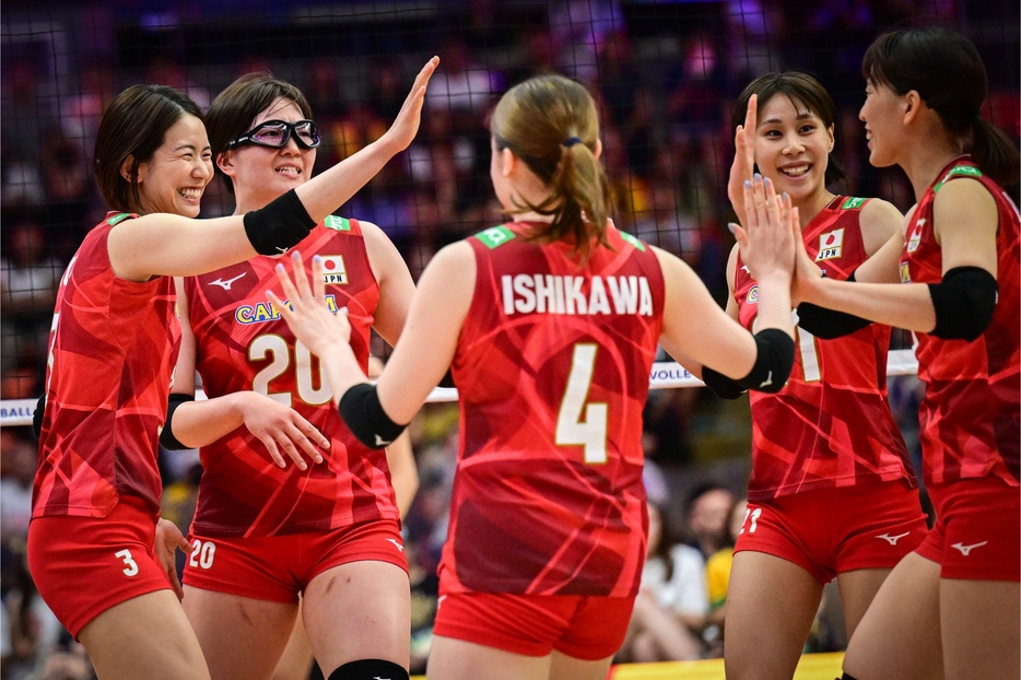 女子日本代表【写真：Volleyball World】