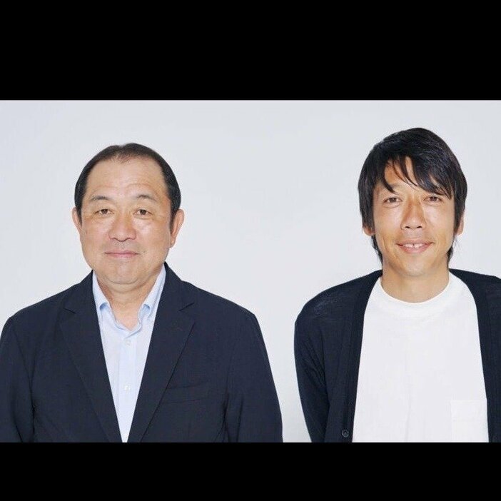 川崎フロンターレ時代の恩師である風間八宏さん（左）と、中村憲剛さん