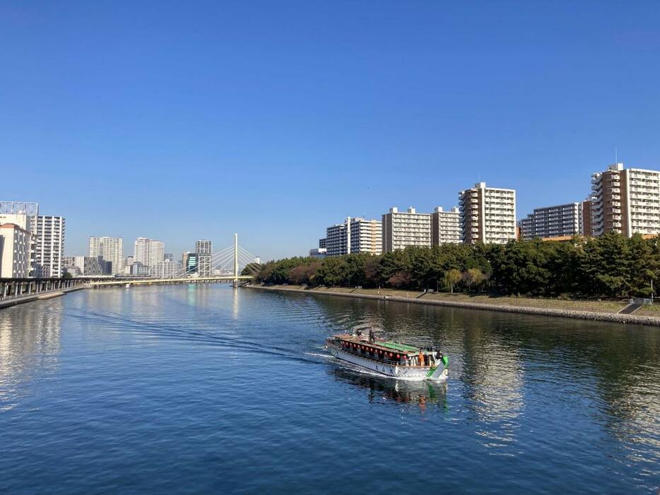 過去開催の様子。天王洲からしながわ水族館方面に向かう京浜運河の船（写真提供＝品川区）