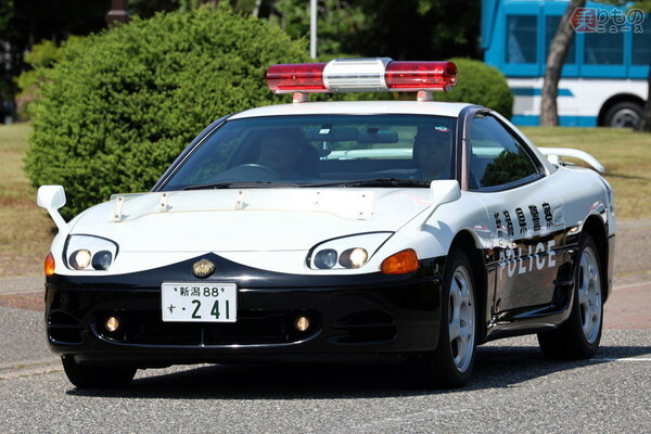 新潟県警のGTOパトカー（柘植優介撮影）。