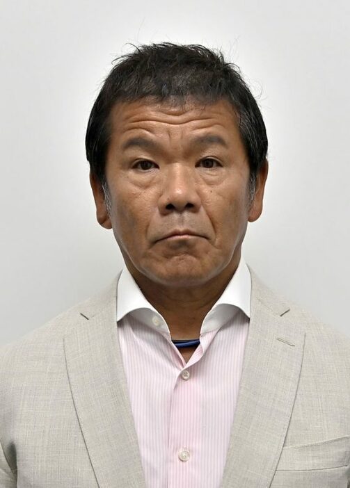 山岸忍氏