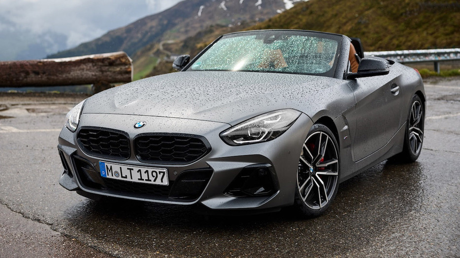 BMW Z4 M40i エディション ピュア インパルス（BMW Z4 M40i Edition Pure Impulse）。