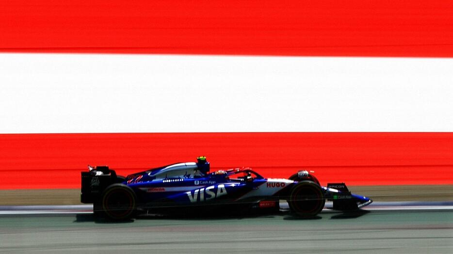 角田裕毅はオーストリアGPのFP1で9番手だった。ミディアム、ソフトの両方でリカルドより0.4秒ほど速かったことになる／Red Bull Content Pool