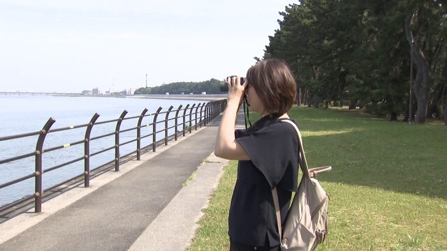 コアジサシを探す栗田さん