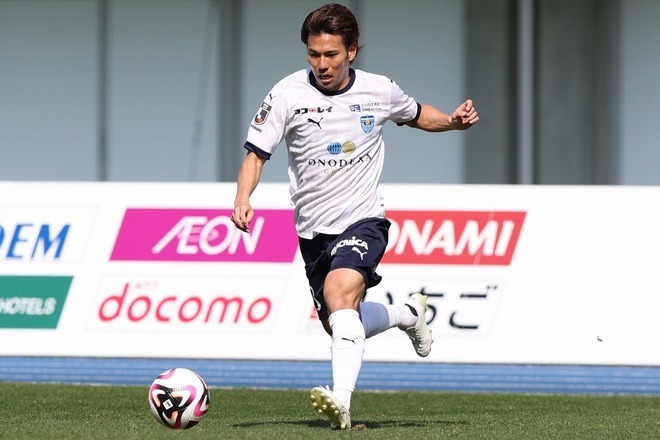 横浜FCは小川のゴールなどでいわきに４－０で完勝を収めた。写真：永島裕基