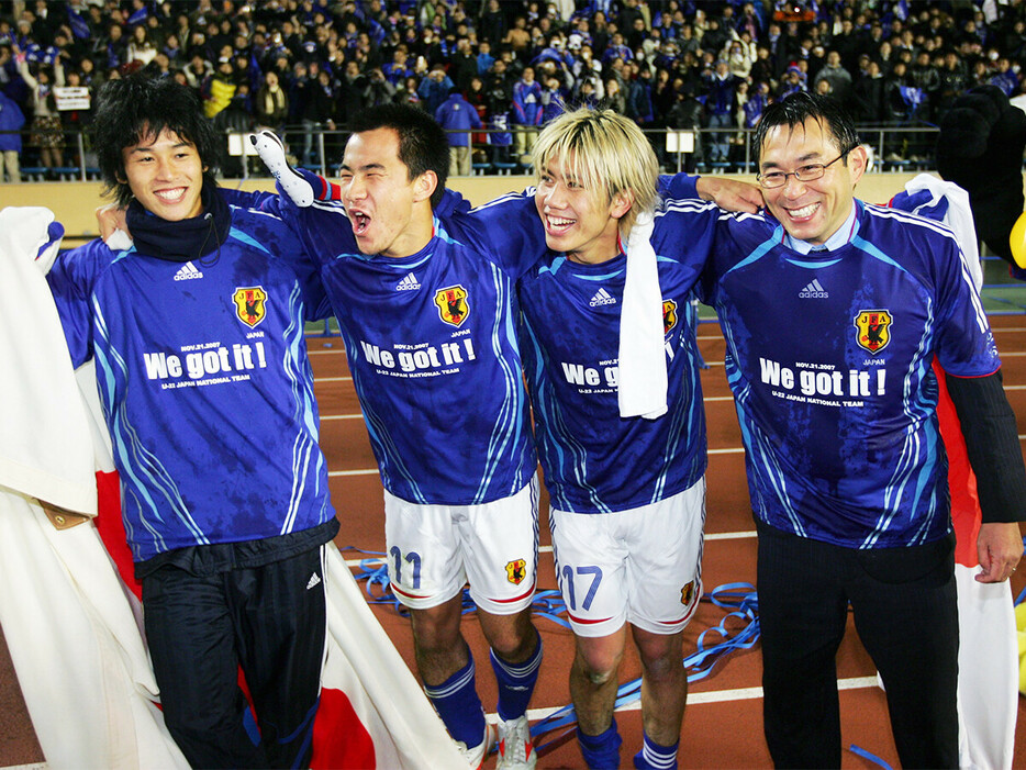 2008年北京五輪は内田篤人や岡崎慎司など有望な選手たちで挑んだものの…　photo by AFLO