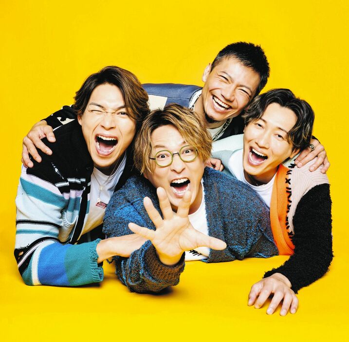 純烈の（左から）白川裕二郎、酒井一圭、岩永洋昭、後上翔太