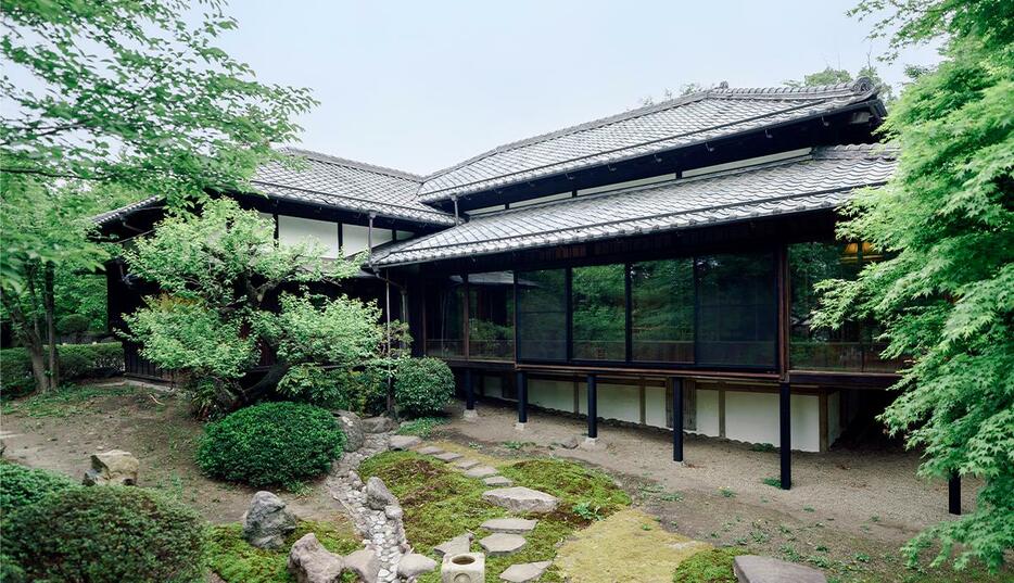 悠久の時を感じる清芳山荘の本館