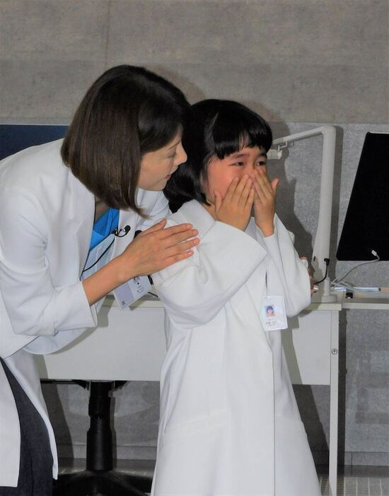 「科捜研の女　ｓｅａｓｏｎ２４」取材会で沢口靖子からドラマ出演決定を知らされて泣きだした「科捜研の女」宣伝大使の永尾柚乃