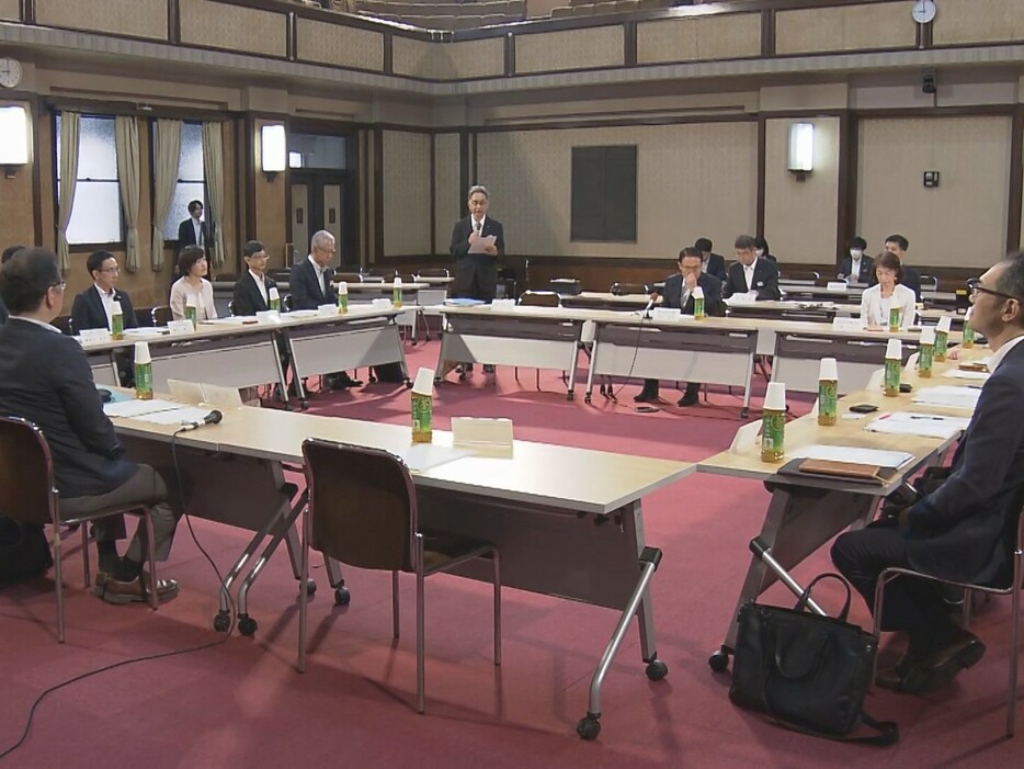 愛知県庁で開かれた会議 6月13日午前9時過ぎ
