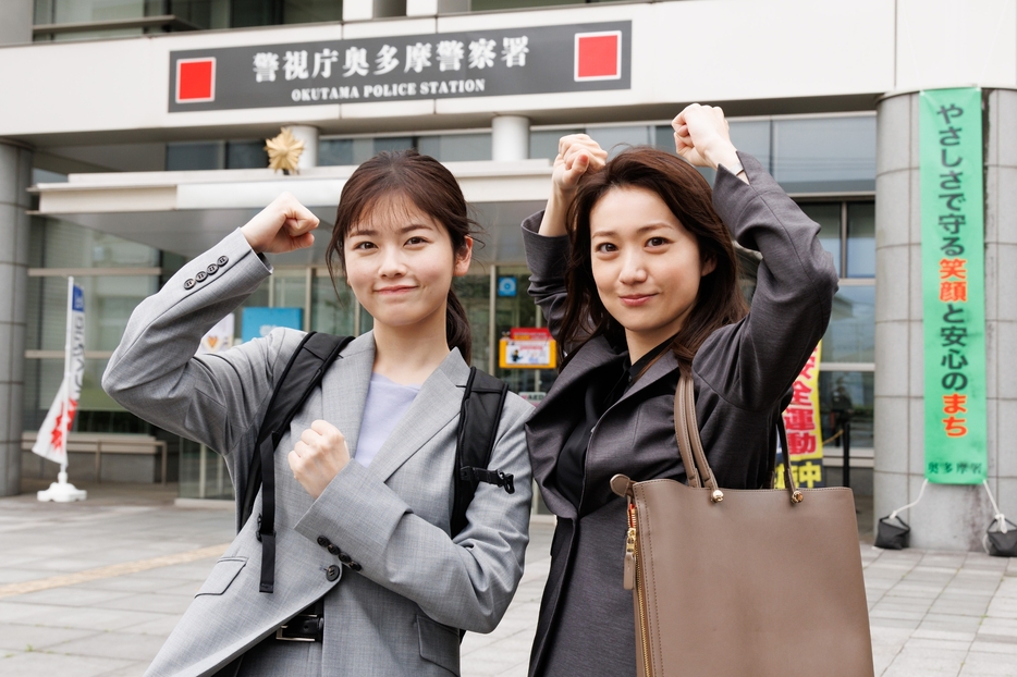 （左から）小芝風花、大島優子 ©︎日本テレビ