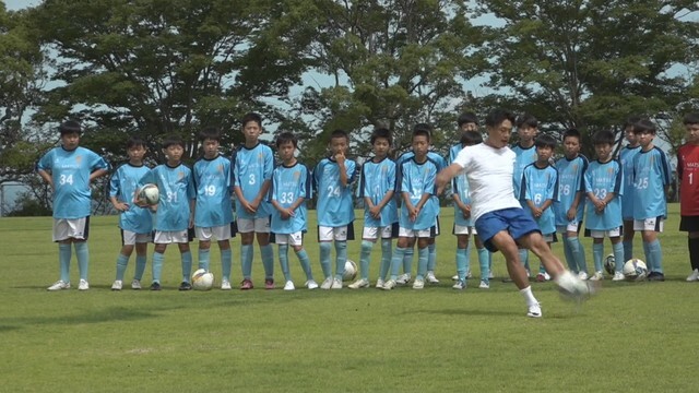 李忠成さん（サッカー元日本代表）のサッカー教室