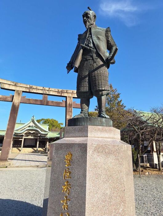 大阪城豊國神社の豊臣秀吉像