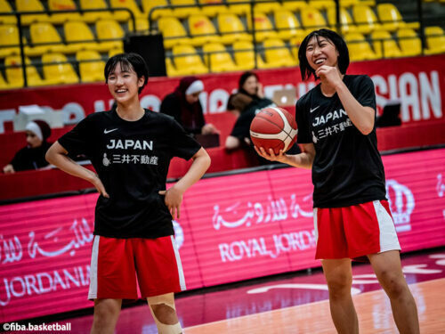 U16女子日本代表としてU16女子アジア選手権を戦い準優勝 [写真]＝fiba.basketball