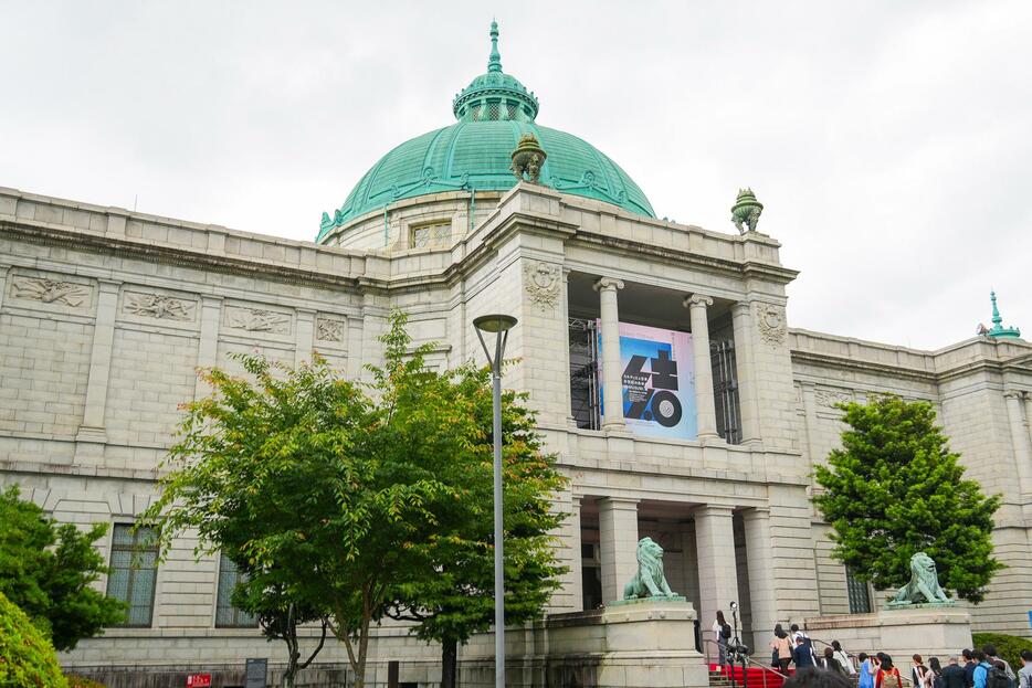 東京国立博物館 表慶館で開催される「カルティエと日本 半世紀のあゆみ 『結 MUSUBI』展 ― 美と芸術をめぐる対話」